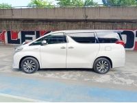 2016 Toyota ALPHARD 2.5 GF รถตู้MPV มือเดียว ประวัติศูนย์ทุกระยะ เบาะ mickymouse รูปที่ 2